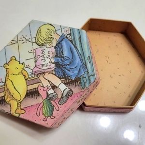 Classic Pooh box